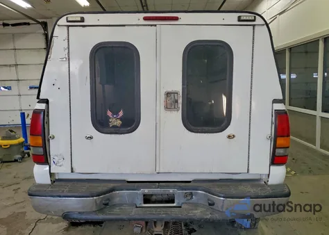 2006 GMC Sierra K2500 Heavy Duty z USA, uszkodzony, nr VIN 1GTHK23U16F227047